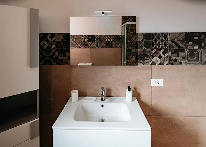 Giulia And Giada's House Apartment
