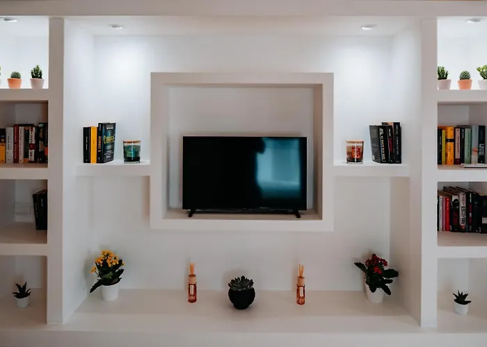 Giulia And Giada's House *